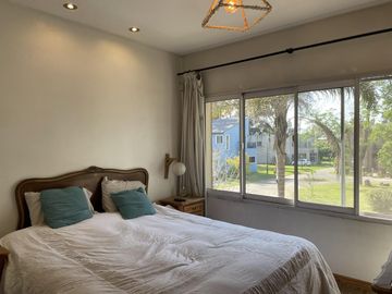 Casa a la venta- Barrio Cerrado- Paso Del Rey