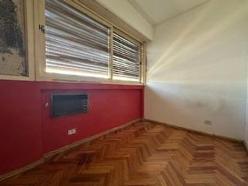 Departamento de tres ambientes en el barrio de Almagro