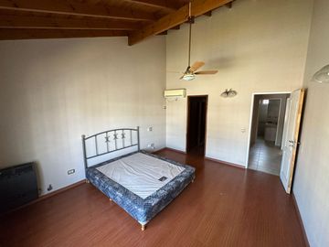 Chalet en José C. Paz