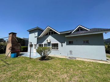 Chalet en José C. Paz