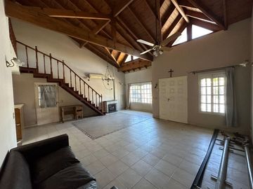 Chalet en José C. Paz