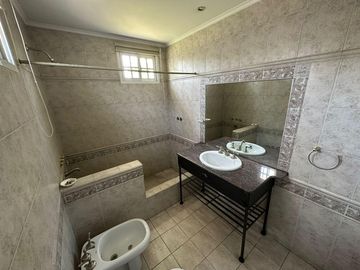 Chalet en José C. Paz