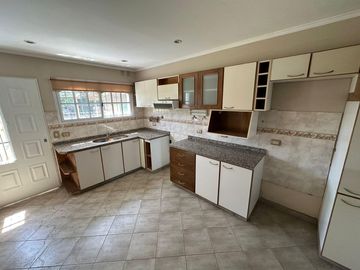 Chalet en José C. Paz