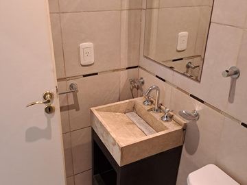 VENTA LINDO MONOAMBIENTE CON BALCON AL FRENTE