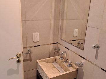 VENTA LINDO MONOAMBIENTE CON BALCON AL FRENTE