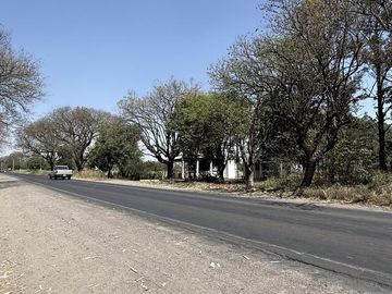 Importante Inmueble en  Cevil Pozo Ruta 302 - Ideal industria, logística y estación de servicios