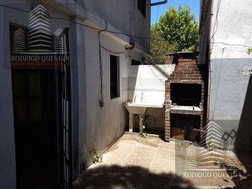 COMODO TRIPLEX A DOS CUADRAS DEL MAR