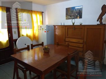 COMODO TRIPLEX A DOS CUADRAS DEL MAR