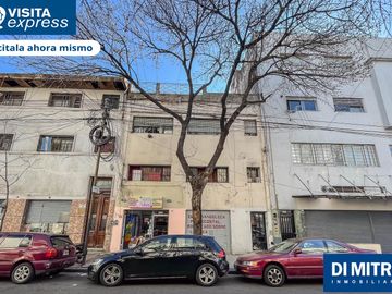 Viví con independencia en un PH con terraza al frente y sol todo el dia!