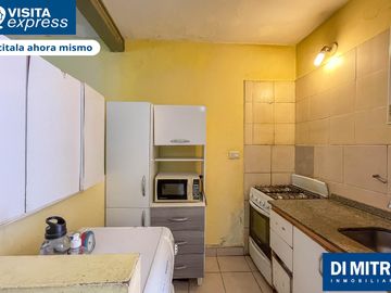 Viví con independencia en un PH con terraza al frente y sol todo el dia!