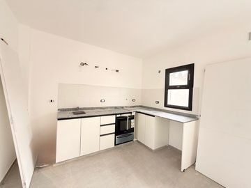 Dúplex en venta de 3 dormitorios a estrenar en Complejo cerrado