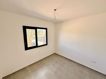 Dúplex en venta de 3 dormitorios a estrenar en Complejo cerrado