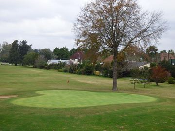 Venta Casa en Campo Chico de 5 ambientes con Pileta y lote de 600 m2