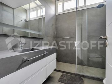 Venta Casa en Campo Chico de 5 ambientes con Pileta y lote de 600 m2