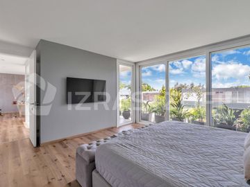 Venta Casa en Campo Chico de 5 ambientes con Pileta y lote de 600 m2