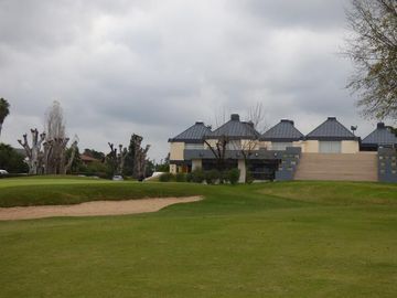 Venta Casa en Campo Chico de 5 ambientes con Pileta y lote de 600 m2