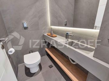 Venta Casa en Campo Chico de 5 ambientes con Pileta y lote de 600 m2