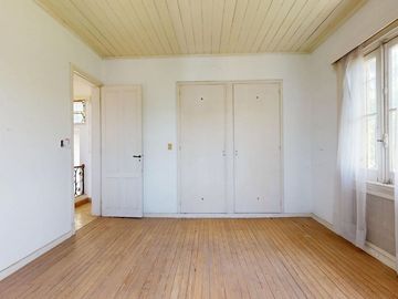 CASA VENTA 4 AMBIENTES CASTELAR NORTE