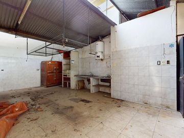 CASA VENTA 4 AMBIENTES CASTELAR NORTE