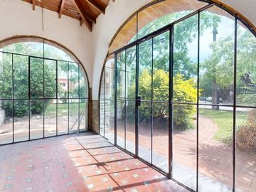 CASA VENTA 4 AMBIENTES CASTELAR NORTE