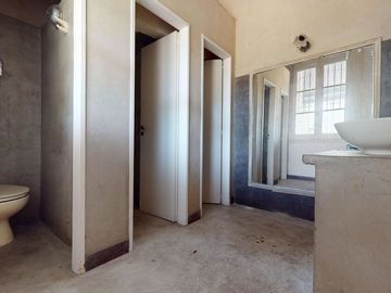 CASA VENTA 4 AMBIENTES CASTELAR NORTE