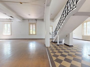 CASA VENTA 4 AMBIENTES CASTELAR NORTE