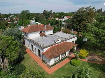 CASA VENTA 4 AMBIENTES CASTELAR NORTE