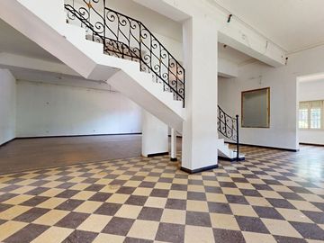 CASA VENTA 4 AMBIENTES CASTELAR NORTE