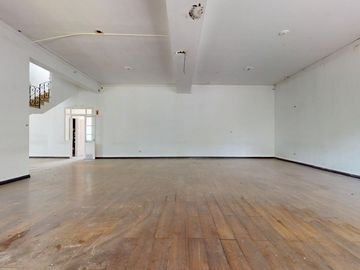 CASA VENTA 4 AMBIENTES CASTELAR NORTE