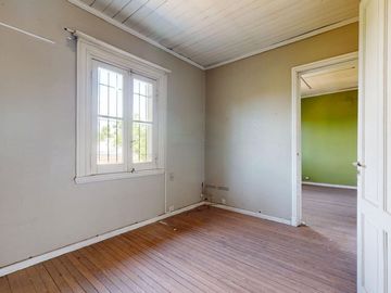 CASA VENTA 4 AMBIENTES CASTELAR NORTE