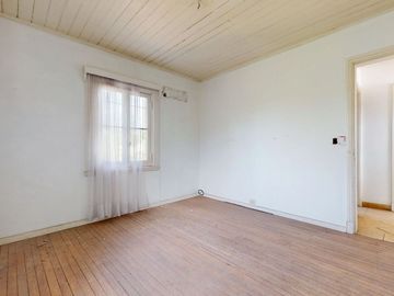 CASA VENTA 4 AMBIENTES CASTELAR NORTE