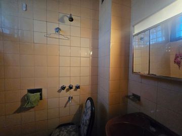 VENTA CASA 4 AMB- ITUZAINGO NORTE