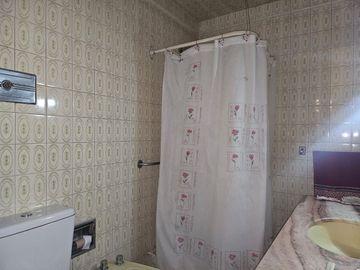 VENTA CASA 4 AMB- ITUZAINGO NORTE