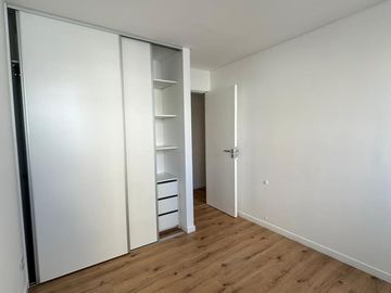 VENTA CASA DE PASILLO RECICLADA ROSARIO CENTRO