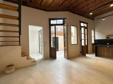 VENTA CASA DE PASILLO RECICLADA ROSARIO CENTRO