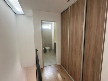 VENTA CASA DE PASILLO RECICLADA ROSARIO CENTRO