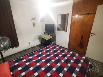Casa en venta de 3 dormitorios y cochera en B. Par