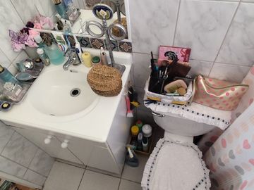 ACOGEDOR DEPARTAMENTO  BARRIO RESIDENCIAL DE RECOLETA