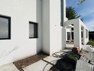 Casa a estrenar en venta, Barrio Cerrado San Matías, Escobar