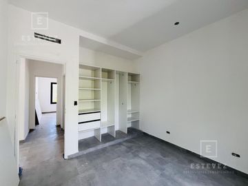 Casa en venta a estrenar, pileta, Barrio Cerrado, Escobar, GBA Norte