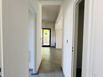Casa en venta a estrenar, pileta, Barrio Cerrado, Escobar, GBA Norte