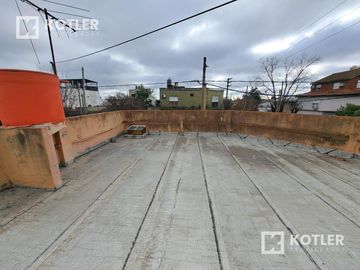 Terreno con 2 propiedades, ideal dos familia o inversion