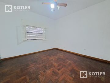 Terreno con 2 propiedades, ideal dos familia o inversion