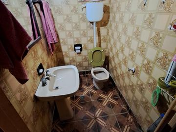 Terreno con 2 propiedades, ideal dos familia o inversion