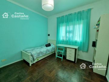 Exc Chalet 3 Amb. Patio, Terraza   Depto. 1 Amb. con Baño y Entrada Independiente