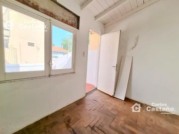 Exc Chalet 3 Amb. Patio, Terraza   Depto. 1 Amb. con Baño y Entrada Independiente