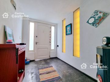 Exc Chalet 3 Amb. Patio, Terraza   Depto. 1 Amb. con Baño y Entrada Independiente