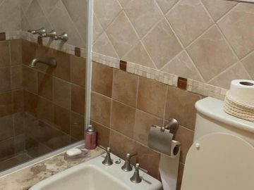 Casa en venta - 5 Dormitorios 7 Baños - Mendoza