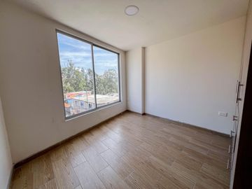 Departamento en venta por estrenar  sector puengasi