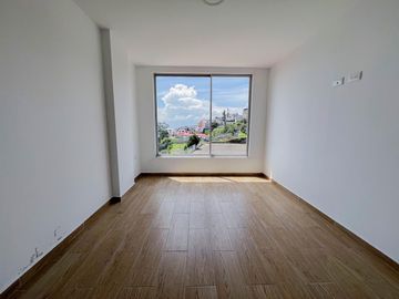 ¡Departamento en Venta en Puengasi, Barrio Balcón El Valle!